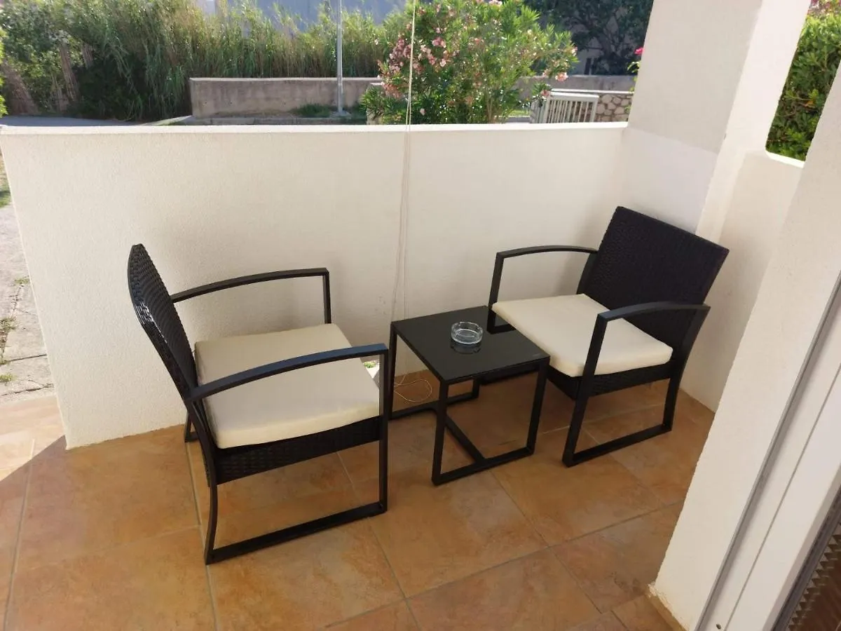 Apartments Burcul Pag Pag Town