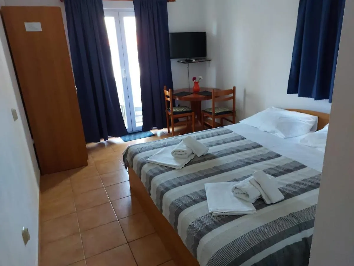 Apartments Burcul Pag Pag Town